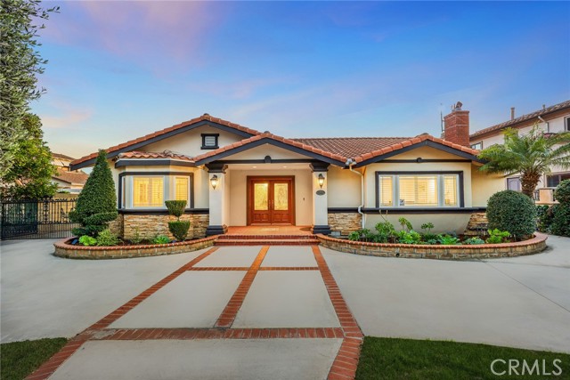 Detail Gallery Image 2 of 45 For 602 W Woodruff, Arcadia,  CA 91007 - 6 Beds | 4 Baths