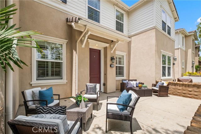Detail Gallery Image 2 of 42 For 18 Fenix St, Rancho Mission Viejo,  CA 92694 - 3 Beds | 2/1 Baths