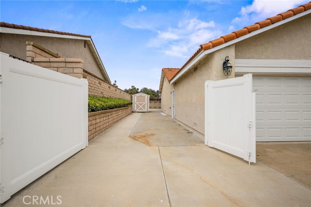23291 Via Gaudix, Mission Viejo CA: https://media.crmls.org/medias/1bb7fbec-8e79-4fdd-9333-cf8ee6baac89.jpg