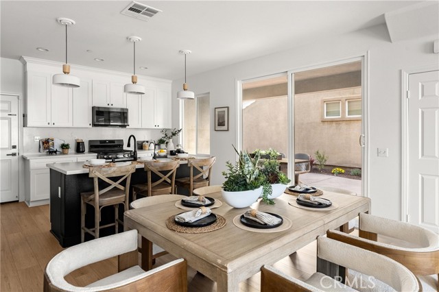 Detail Gallery Image 11 of 41 For 7217 Enclave Dr, Corona,  CA 92880 - 4 Beds | 2/1 Baths