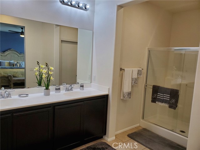 Detail Gallery Image 13 of 20 For 277 Bloomington Ave #212,  Rialto,  CA 92376 - 4 Beds | 2/1 Baths