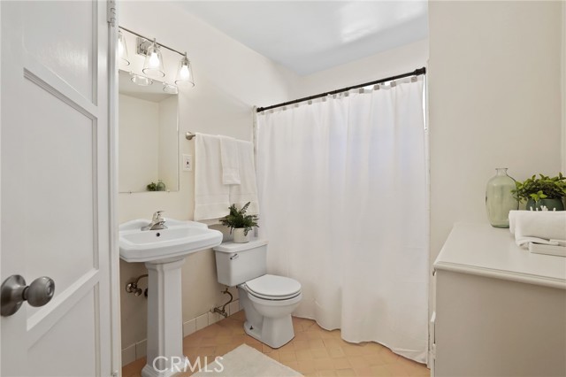 Detail Gallery Image 16 of 37 For 5220 E Broadway, Long Beach,  CA 90803 - – Beds | – Baths