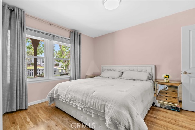 3348 Burritt Way, La Crescenta CA: https://media.crmls.org/medias/1bba93f5-cdcd-4335-b555-82fef1c97812.jpg