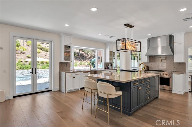 712 S Lost Canyon Road, Anaheim Hills CA: https://media.crmls.org/medias/1bbaac40-4971-4581-bb11-38bf71255cd2.jpg