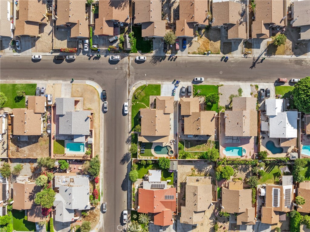 MLS #OC25274170 image #9