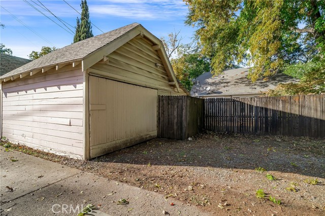 Detail Gallery Image 33 of 39 For 667 E 8th St, Chico,  CA 95928 - 2 Beds | 1 Baths