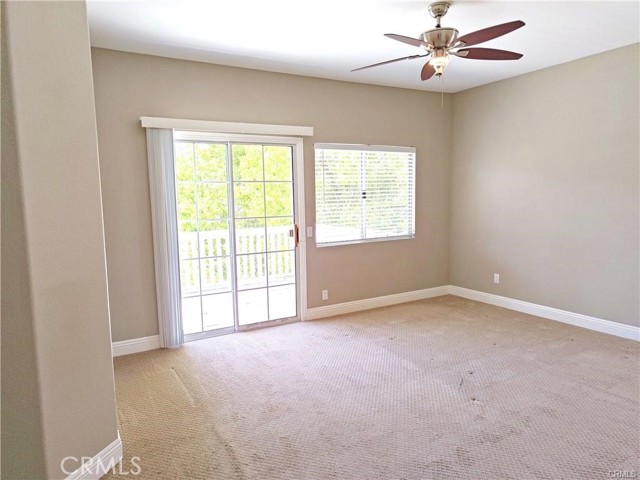 33039 Harmony Lane, Temecula CA: https://media.crmls.org/medias/1bbb4516-f905-48a3-b573-3a6f393a2bf0.jpg