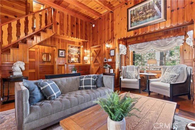 Detail Gallery Image 15 of 49 For 27675 Lakes Edge Rd, Lake Arrowhead,  CA 92352 - 3 Beds | 1/1 Baths