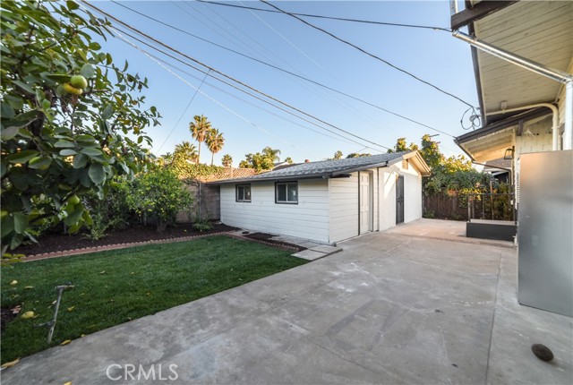 748 N Kenmore, Los Angeles CA: https://media.crmls.org/medias/1bbd32bd-2d0b-4069-a3da-4cfd53553890.jpg