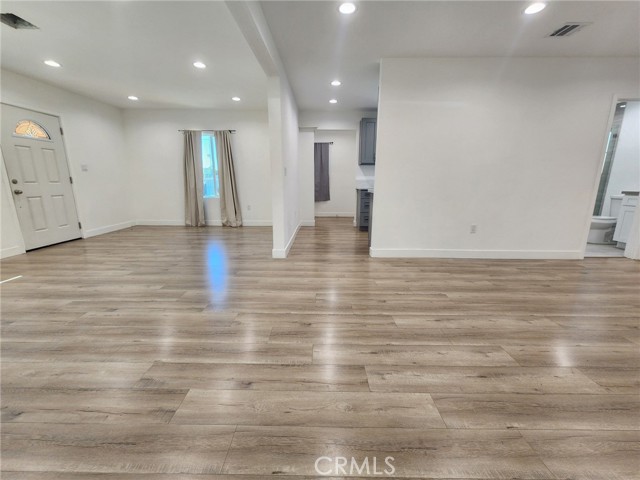 Detail Gallery Image 40 of 43 For 7665 Machrea, Tujunga,  CA 91042 - 3 Beds | 2 Baths