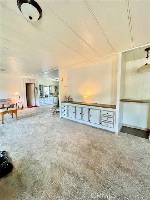 703 Oro Dam W Boulevard, Oroville CA: https://media.crmls.org/medias/1bbe57a4-f879-4a60-a915-334f4d8bdd14.jpg