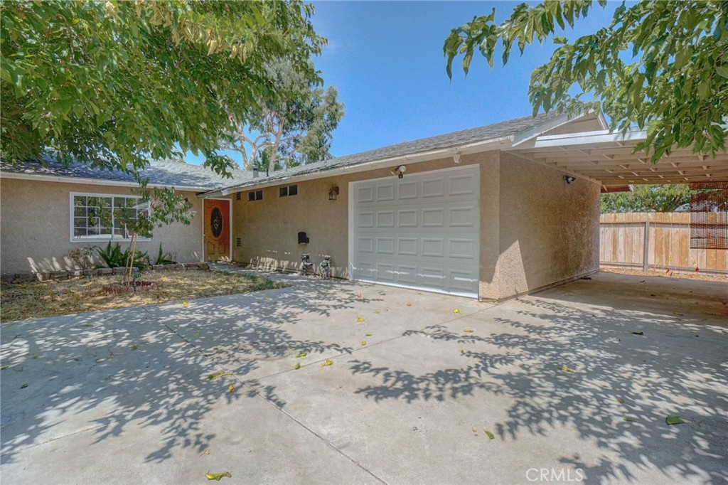 1827 Driftwood Drive, Paso Robles, CA 93446