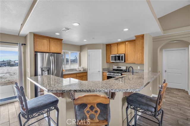 18177 Cherry St, Hesperia CA: https://media.crmls.org/medias/1bbf90b8-506f-461d-9af5-b93dcc23a679.jpg