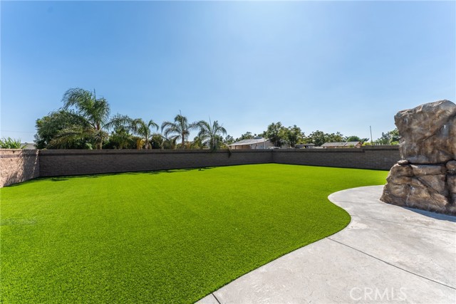 4 Bed Home for Sale in Bloomington, California