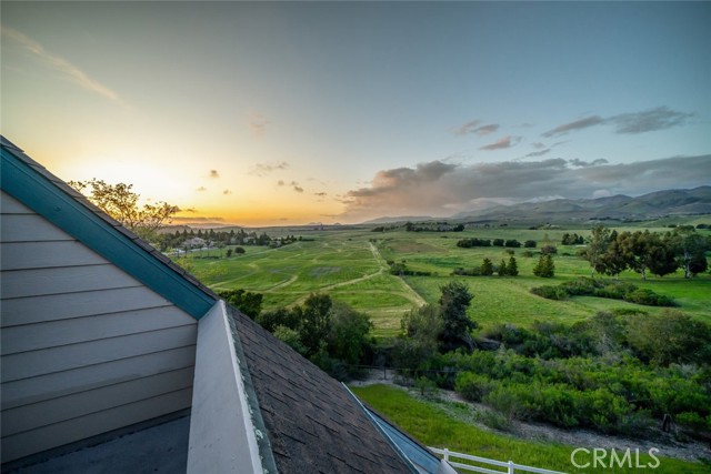 1505 Tiffany Ranch Road, Arroyo Grande CA: https://media.crmls.org/medias/1bbfc4b9-51b7-488c-87b1-fad504082a10.jpg