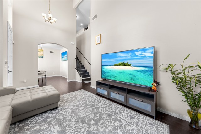 Detail Gallery Image 6 of 49 For 15188 Masline St, Baldwin Park,  CA 91706 - 4 Beds | 3 Baths