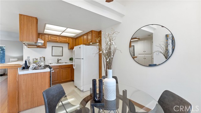 Detail Gallery Image 6 of 28 For 13722 Red Hill Ave #38,  Tustin,  CA 92780 - 1 Beds | 1 Baths
