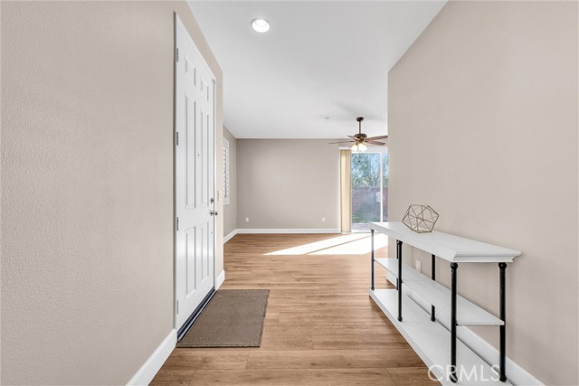 Detail Gallery Image 8 of 37 For 35876 Hazelhurst St #2,  Murrieta,  CA 92562 - 3 Beds | 2/1 Baths