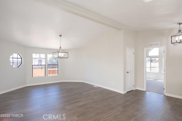 Detail Gallery Image 4 of 10 For 331 S N St, Lompoc,  CA 93436 - 3 Beds | 2 Baths