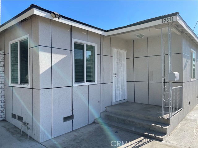 Detail Gallery Image 2 of 2 For 12811 Oaks Avenue, Chino,  CA 91710 - 6 Beds | 3 Baths