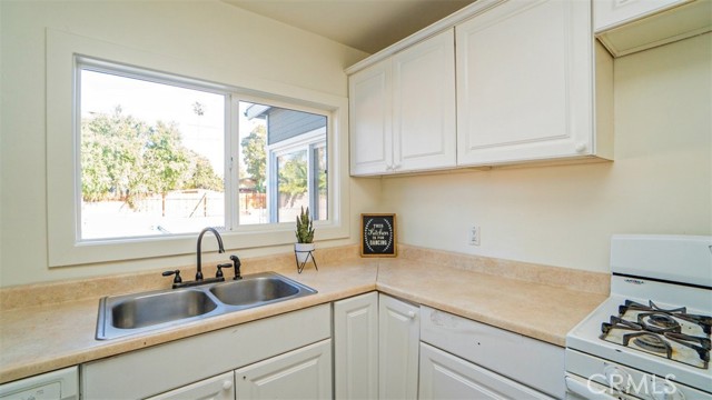 Detail Gallery Image 23 of 55 For 507 E J St, Ontario,  CA 91764 - 3 Beds | 2 Baths