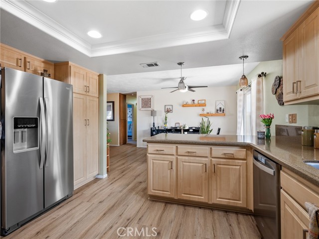 Detail Gallery Image 15 of 40 For 13397 Applewood Rd, Apple Valley,  CA 92308 - 3 Beds | 2 Baths