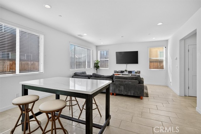 Detail Gallery Image 11 of 32 For 824 Katelyn Ave, Madera,  CA 93636 - 3 Beds | 2/1 Baths