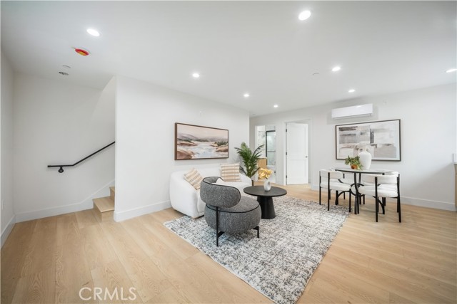 Detail Gallery Image 28 of 57 For 19918 Kittridge, Winnetka,  CA 91306 - 8 Beds | 6 Baths