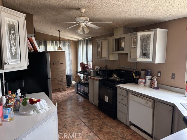 21921 Cedar Street, Perris CA: https://media.crmls.org/medias/1bc5f122-acd3-4c44-927d-ad408c333ef0.jpg