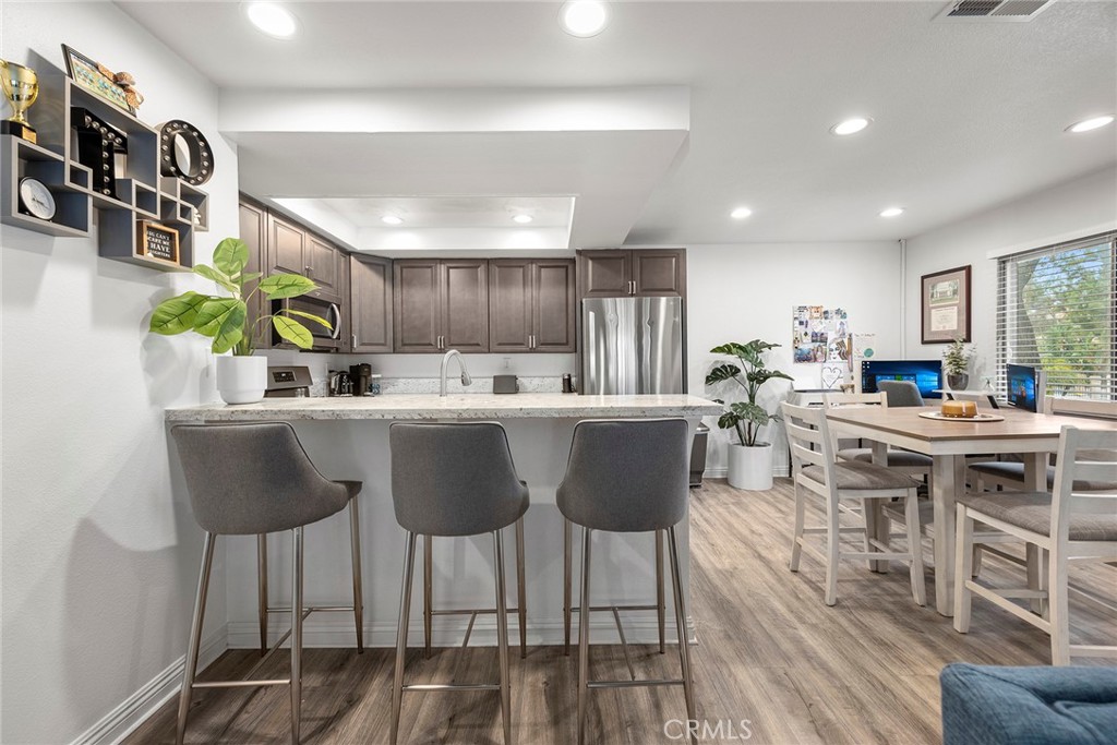 1bc63dad B273 46dd 9282 676148988f89