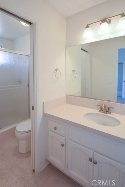 2701 Voorhees Avenue, Redondo Beach, California 90278, 2 Bedrooms Bedrooms, ,2 BathroomsBathrooms,Residential,Sold,Voorhees,SB17052927