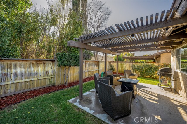 Detail Gallery Image 18 of 22 For 25688 Neblina Ct, Valencia,  CA 91355 - 2 Beds | 2 Baths