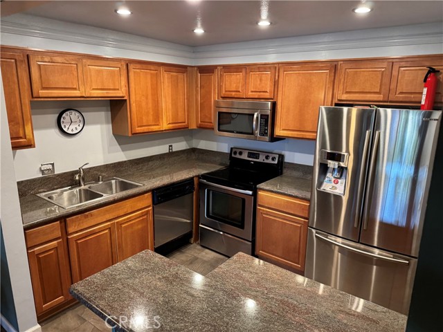 Detail Gallery Image 53 of 74 For 101 Scholz Plz #123,  Newport Beach,  CA 92663 - 1 Beds | 1 Baths