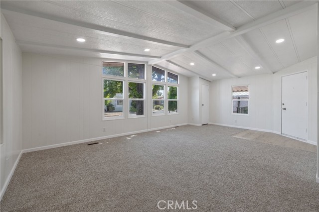 Detail Gallery Image 8 of 47 For 2400 W Midvalley Ave #S8,  Visalia,  CA 93277 - 2 Beds | 2 Baths