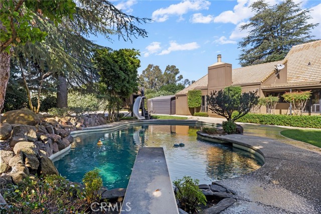 6357 County Road 48, Willows CA: https://media.crmls.org/medias/1bca905a-5b24-4017-a36b-27c098dcc5e5.jpg