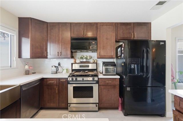 29739 Berea, Menifee CA: https://media.crmls.org/medias/1bcaf65c-a385-4b15-b67a-946e21a48567.jpg