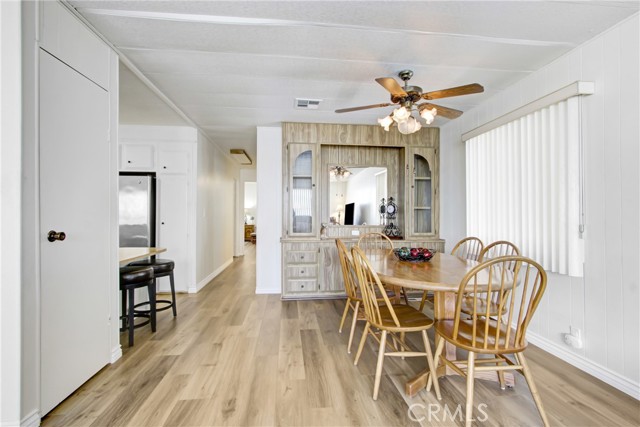 Detail Gallery Image 8 of 21 For 4095 Fruit St #920,  La Verne,  CA 91750 - 2 Beds | 2 Baths