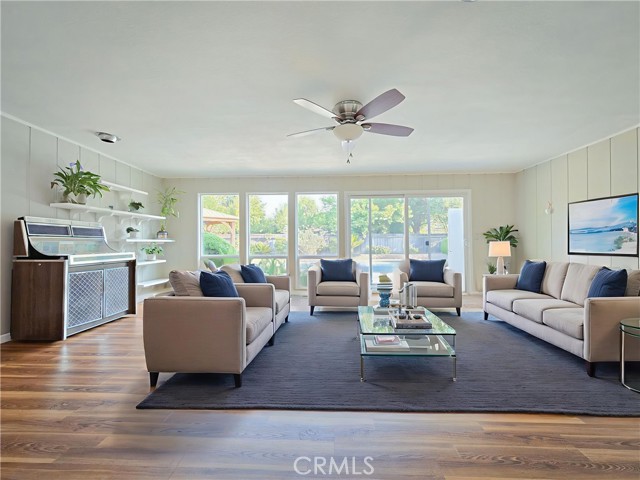 1654 W Vartikian Avenue, Fresno CA: https://media.crmls.org/medias/1bcb75ec-5d4e-4d50-ac14-5558adccc2c6.jpg