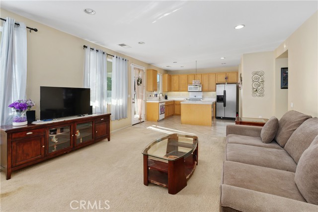 Detail Gallery Image 15 of 38 For 186 Canary Ck, Beaumont,  CA 92223 - 2 Beds | 2 Baths