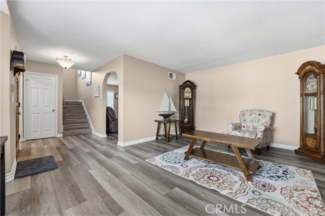 Detail Gallery Image 5 of 67 For 20382 via Trinidad, Yorba Linda,  CA 92886 - 4 Beds | 3/1 Baths