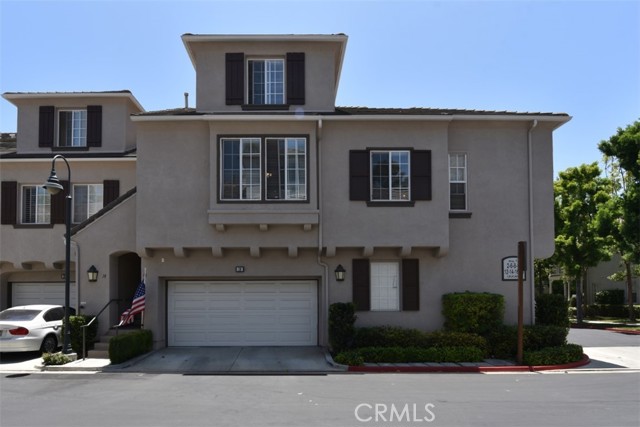 16 Leucadia, Irvine CA: https://media.crmls.org/medias/1bcce9b9-e3f0-42b7-9dc9-ed316b15f798.jpg