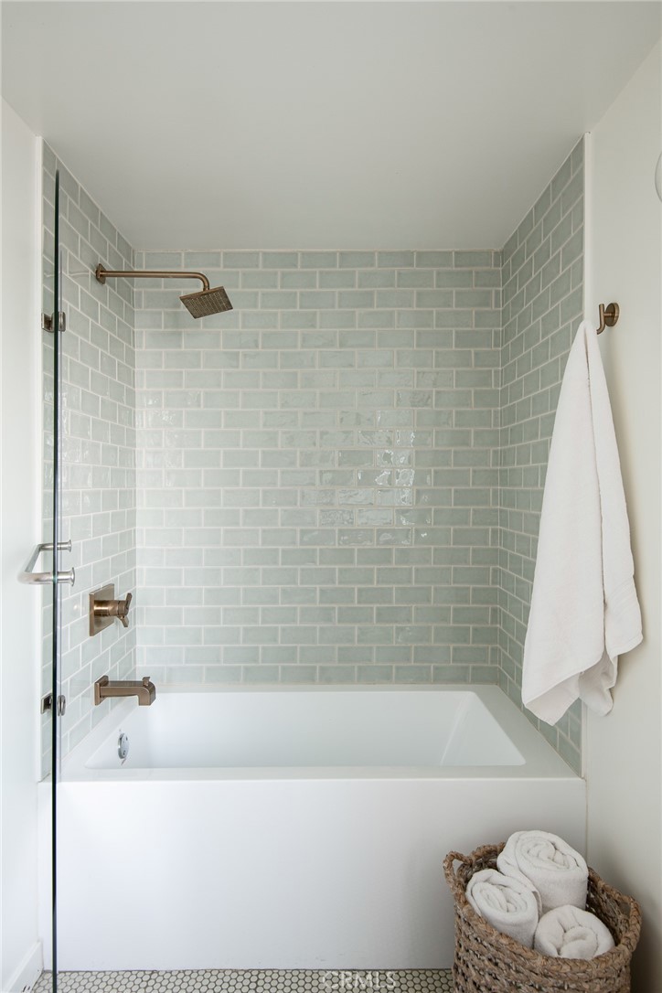 MLS #IG25269656 image #23