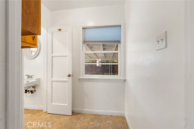 Detail Gallery Image 31 of 50 For 211 E 34th, San Bernardino,  CA 92404 - 2 Beds | 1/1 Baths