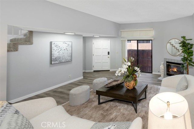 106 S Sierra Madre Boulevard, Pasadena CA: https://media.crmls.org/medias/1bceb4d2-3573-4528-a37f-dff383638c9c.jpg