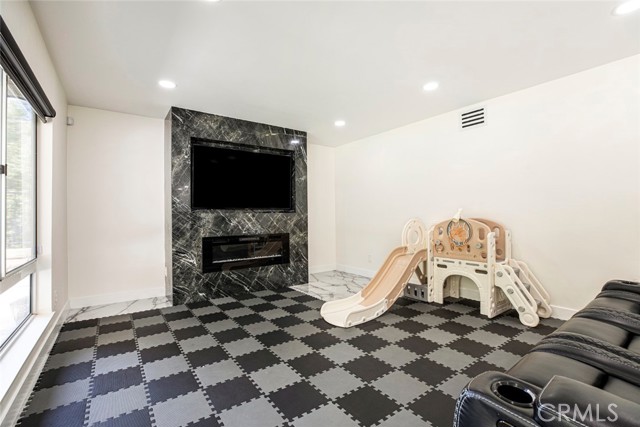 20128 Cavern Court, Saugus CA: https://media.crmls.org/medias/1bcf8ed0-1642-4003-8875-41ff674d658e.jpg
