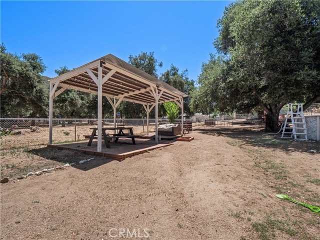 Detail Gallery Image 26 of 42 For 15221 Calle San Luis Potosi, Green Valley,  CA 91390 - 3 Beds | 2 Baths
