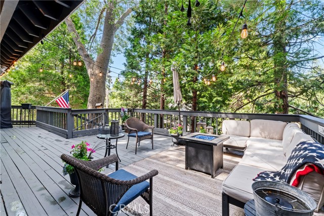 235 Bret Harte Road, Lake Arrowhead CA: https://media.crmls.org/medias/1bd09114-d3d2-4054-9585-85533c7bd168.jpg