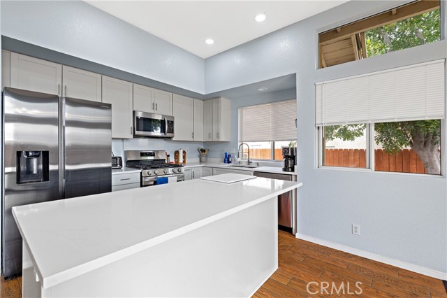 Detail Gallery Image 7 of 33 For 39422 via Montero, Murrieta,  CA 92563 - 3 Beds | 2 Baths