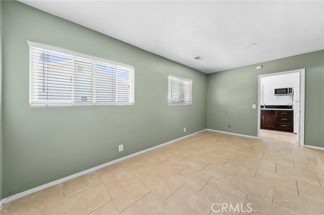 124 N Janet Place, Fullerton CA: https://media.crmls.org/medias/1bd1dab3-60d2-4cfa-9d92-ee0726a64eee.jpg