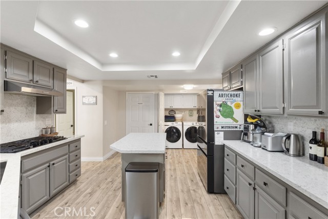 Detail Gallery Image 10 of 52 For 38574 Lochinvar Ct, Murrieta,  CA 92562 - 3 Beds | 2/1 Baths